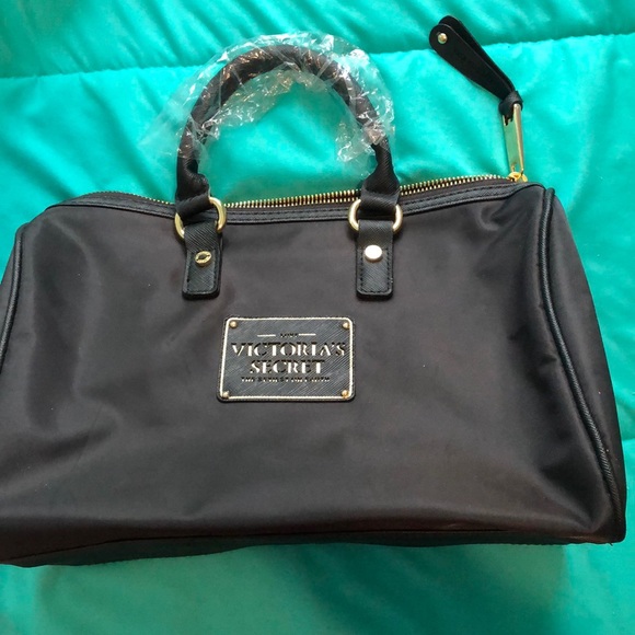 Victoria’s Secret black purse - Picture 1 of 2